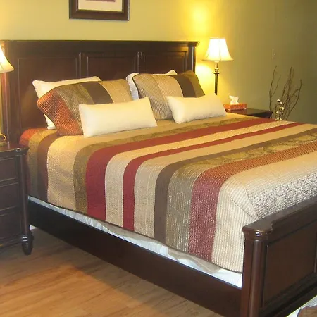 Parkway Motel & European Lodges Pincher Creek Room photo